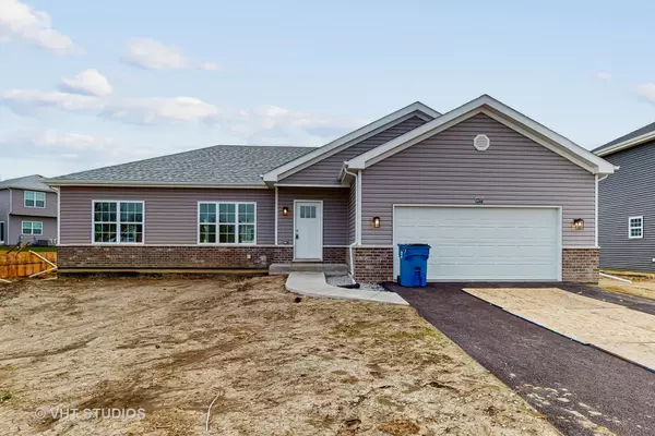 877 Yorkshire TER, Crete, IL 60417
