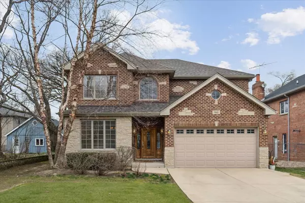 1162 Elmwood AVE, Deerfield, IL 60015