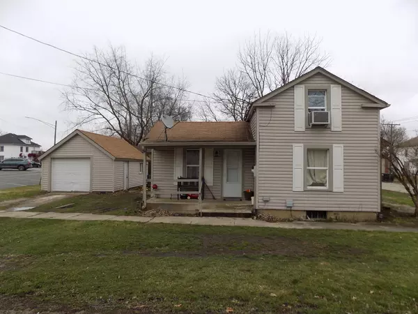 201 E College ST, Sandwich, IL 60548