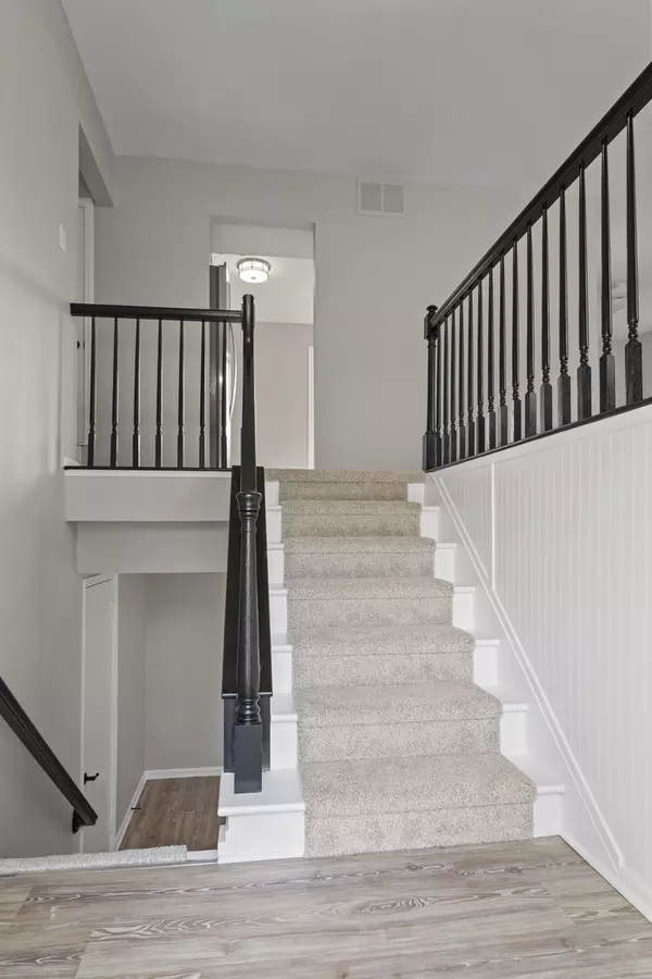 Bolingbrook, IL 60440,128 Pepperwood DR