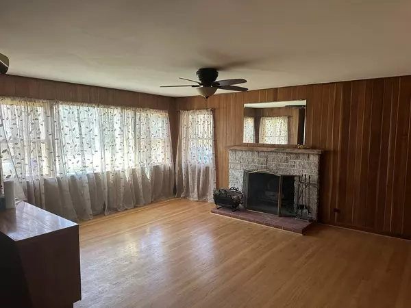 Lincolnshire, IL 60069,91 Oakwood LN