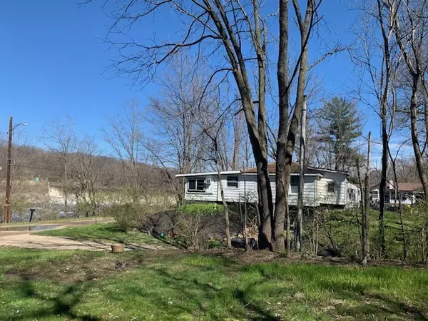 1977 N 3103 #11 RD, Ottawa, IL 61350
