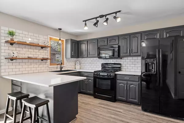 Mokena, IL 60448,19621 Cambridge DR