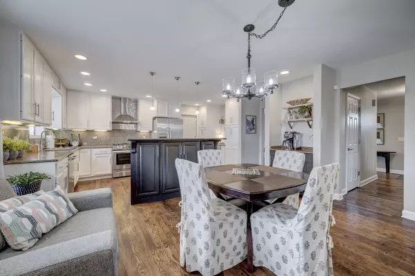 Naperville, IL 60565,1509 MARQUETTE AVE