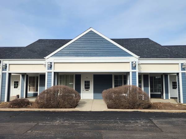 7105 virginia RD #5A-B, Crystal Lake, IL 60014