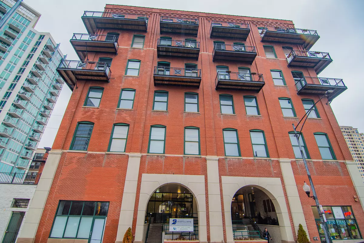 Chicago, IL 60605,1550 S INDIANA AVE #403