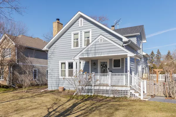 1042 Fairoaks AVE, Deerfield, IL 60015