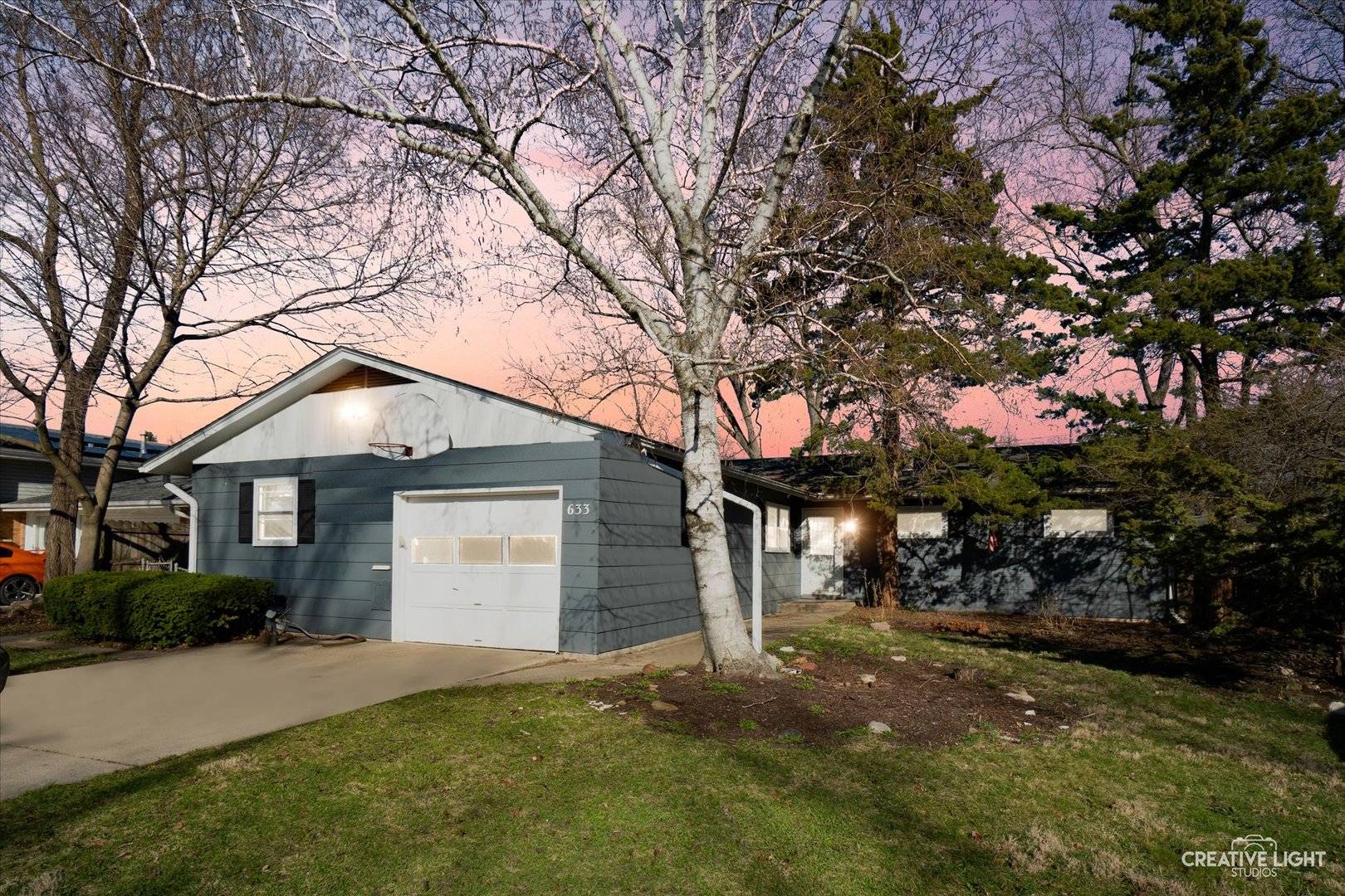 Aurora, IL 60506,633 Seneca DR