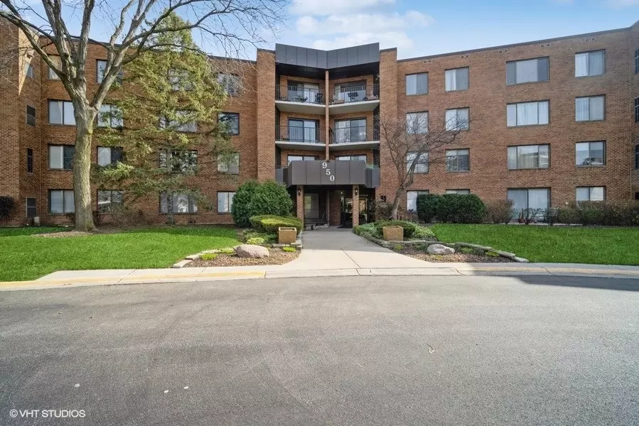 Palatine, IL 60074,950 E Wilmette RD #304