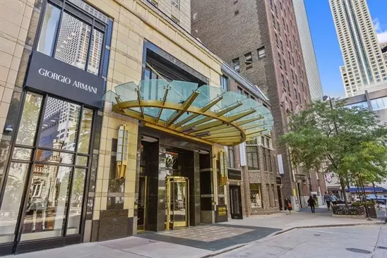 800 N Michigan AVE #5401, Chicago, IL 60611