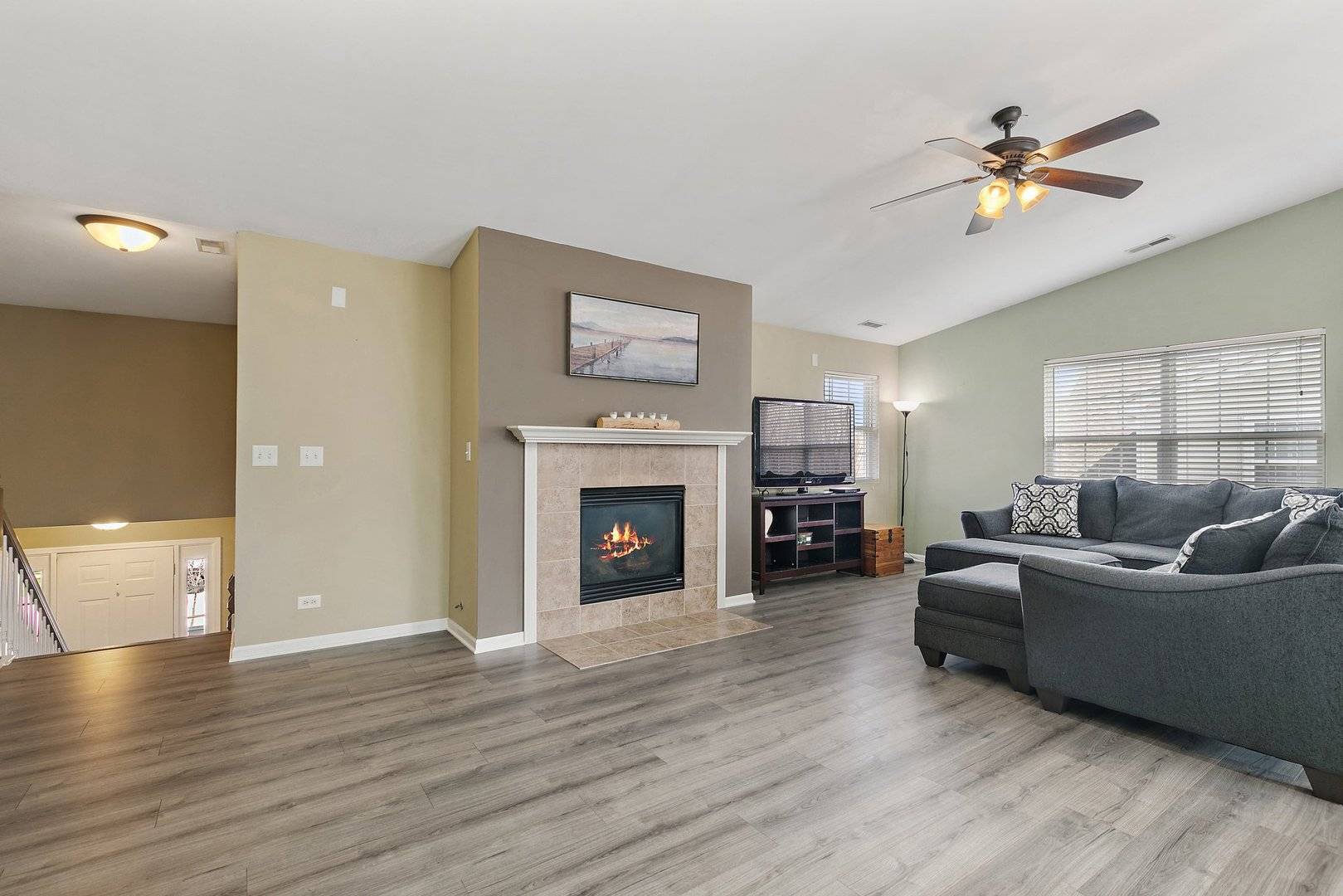 Algonquin, IL 60102,2613 Christie DR #2613