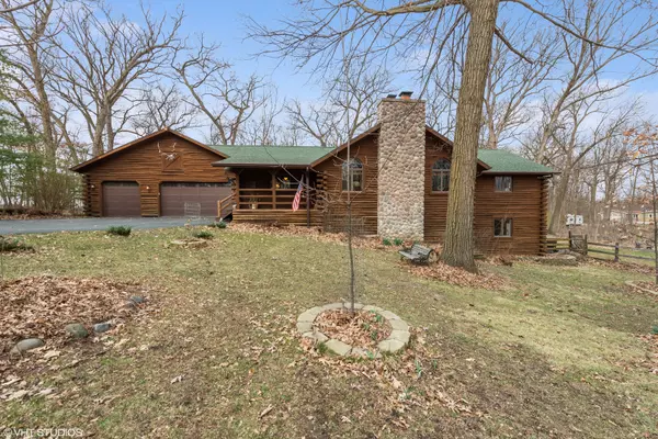 N1519 Fair Oaks RD, Lake Geneva, WI 53147