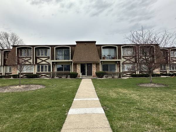 Crestwood, IL 60418,5709 Park PL #F1