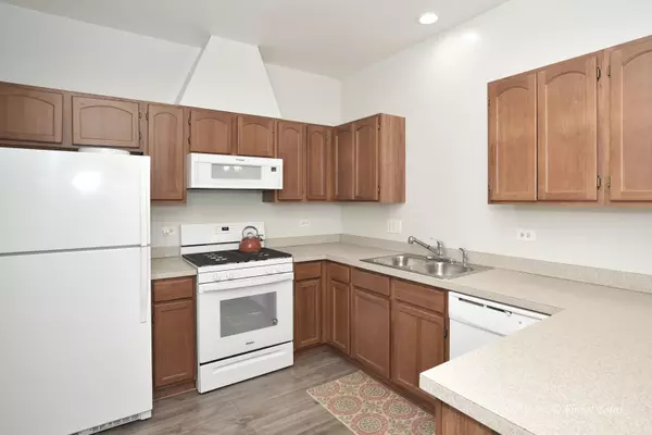 Johnsburg, IL 60051,2811 Kendall XING