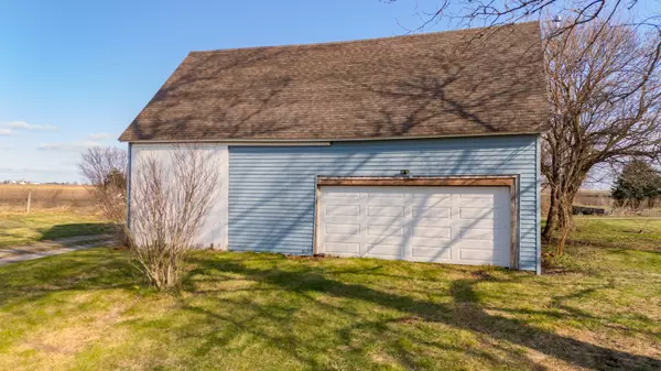 Dana, IL 61321,257 E 8th RD