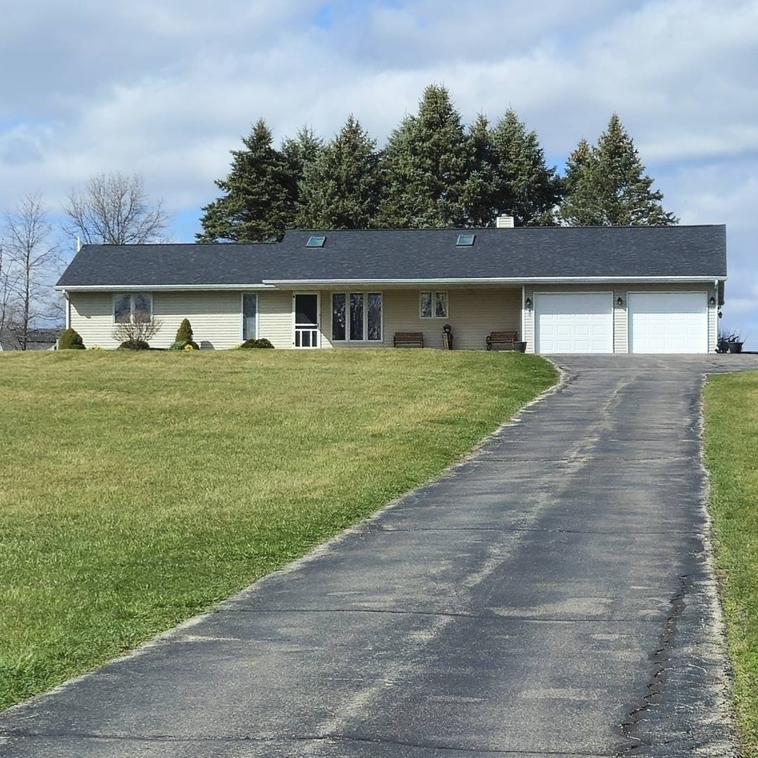 Cherry Valley, IL 61016,5096 ROTARY RD
