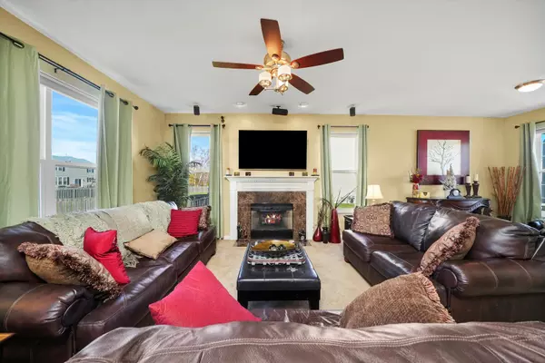 Montgomery, IL 60538,2447 Charismatic LN