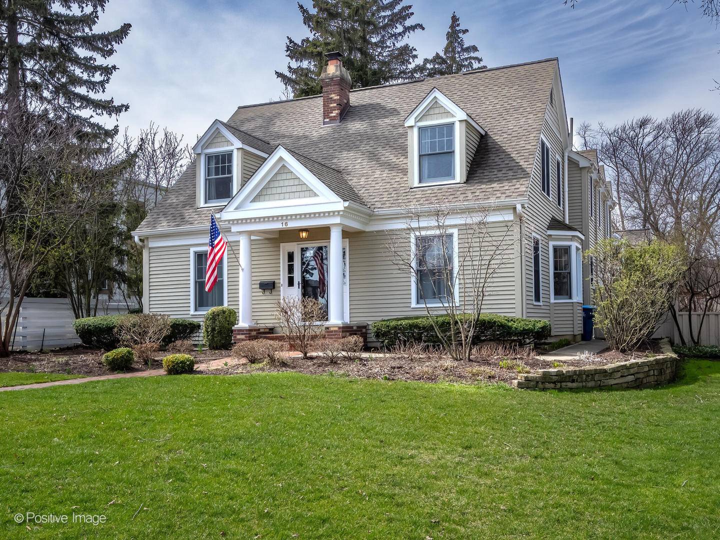 16 N Grant ST, Hinsdale, IL 60521