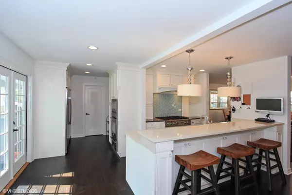 Deerfield, IL 60015,1133 Cherry ST