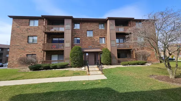 15719 Peggy LN #2, Oak Forest, IL 60452