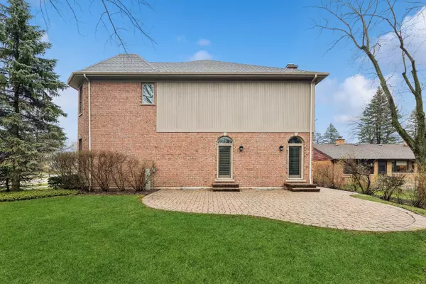 Deerfield, IL 60015,1603 Hertel LN