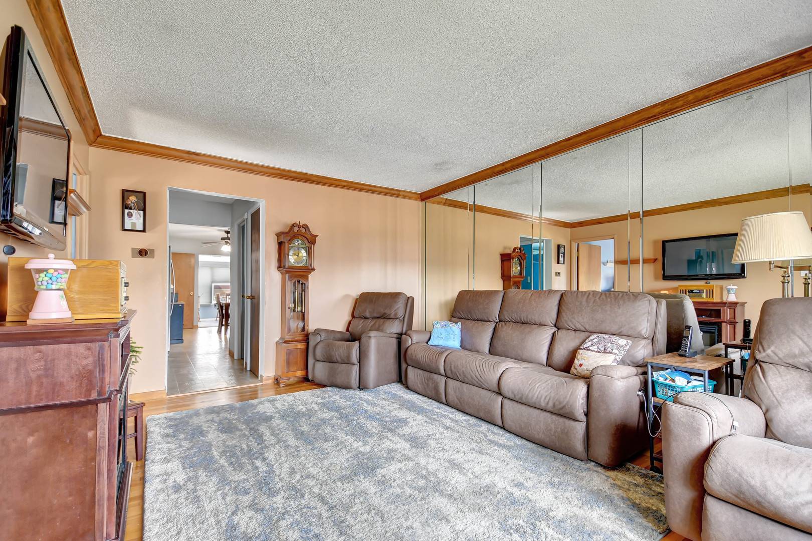 Alsip, IL 60803,4325 W Linecrest DR