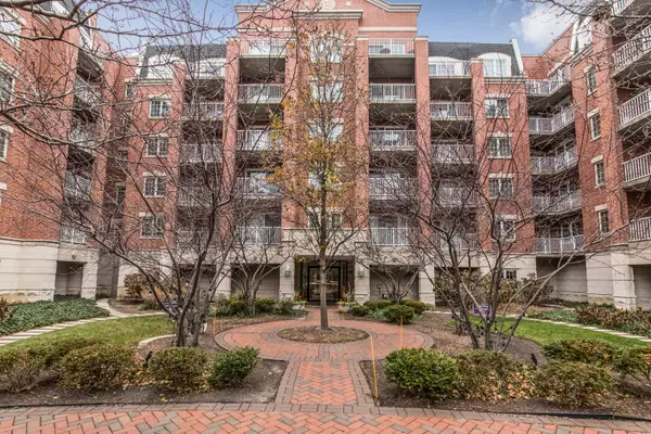 4833 N Olcott AVE #414, Harwood Heights, IL 60706