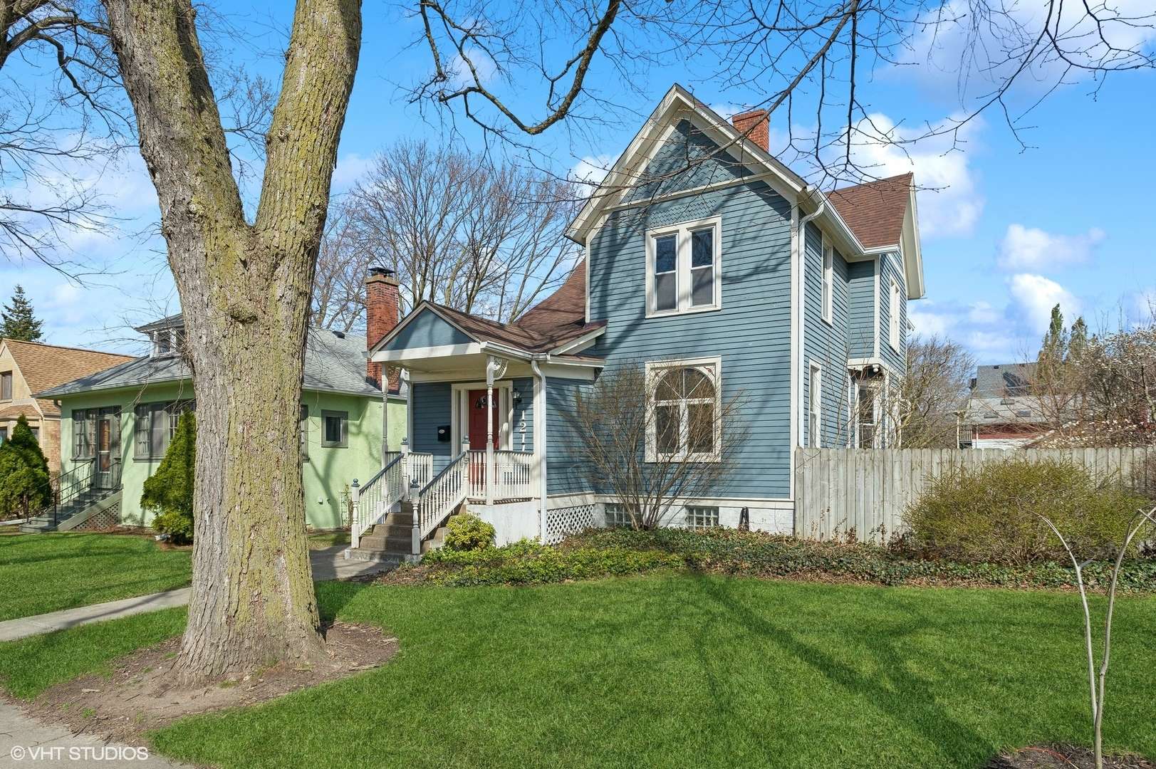 1211 Main ST, Evanston, IL 60202