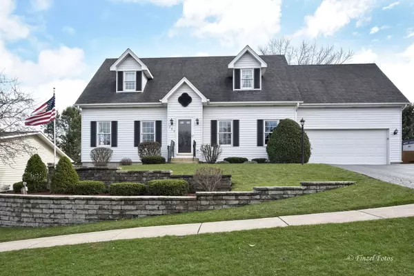 755 Carol AVE, Woodstock, IL 60098