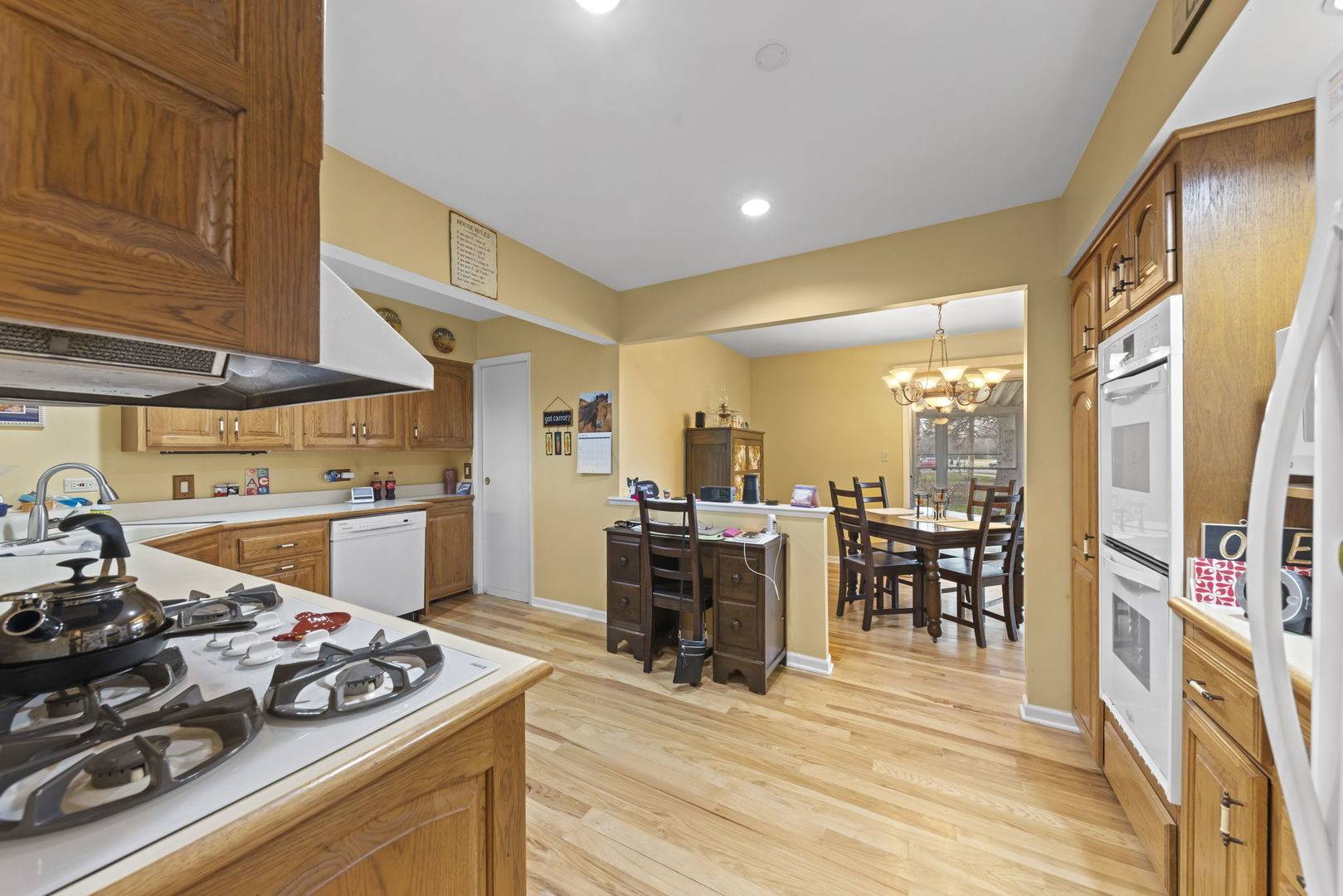 Lombard, IL 60148,2S520 Gray ST