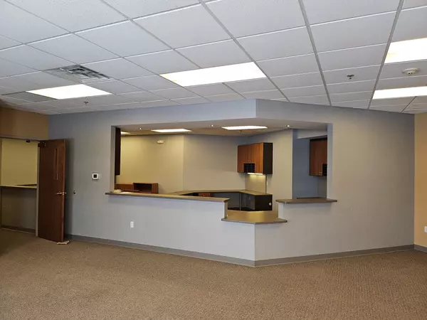 Belvidere, IL 61008,1663 Belvidere RD