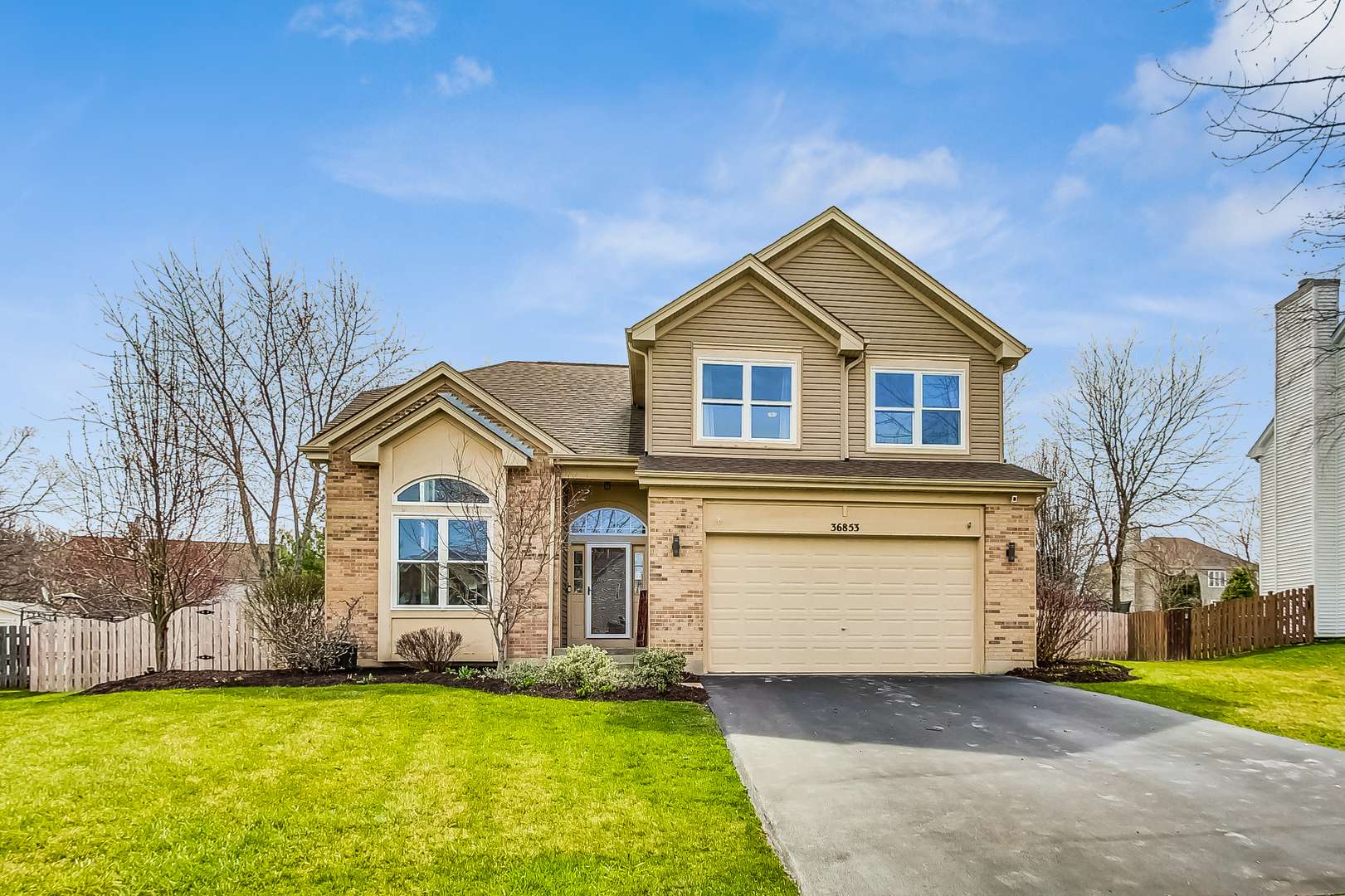 36853 N Deerview DR, Lake Villa, IL 60046