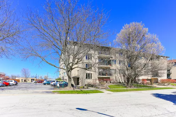 Oak Lawn, IL 60453,4530 W 93rd ST #2A