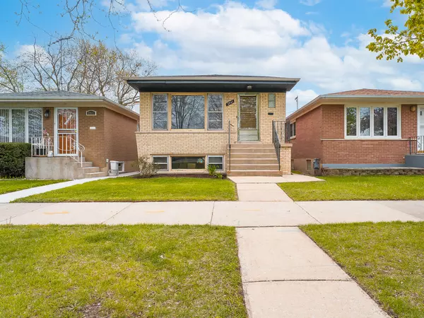 2741 E 130th ST, Chicago, IL 60633