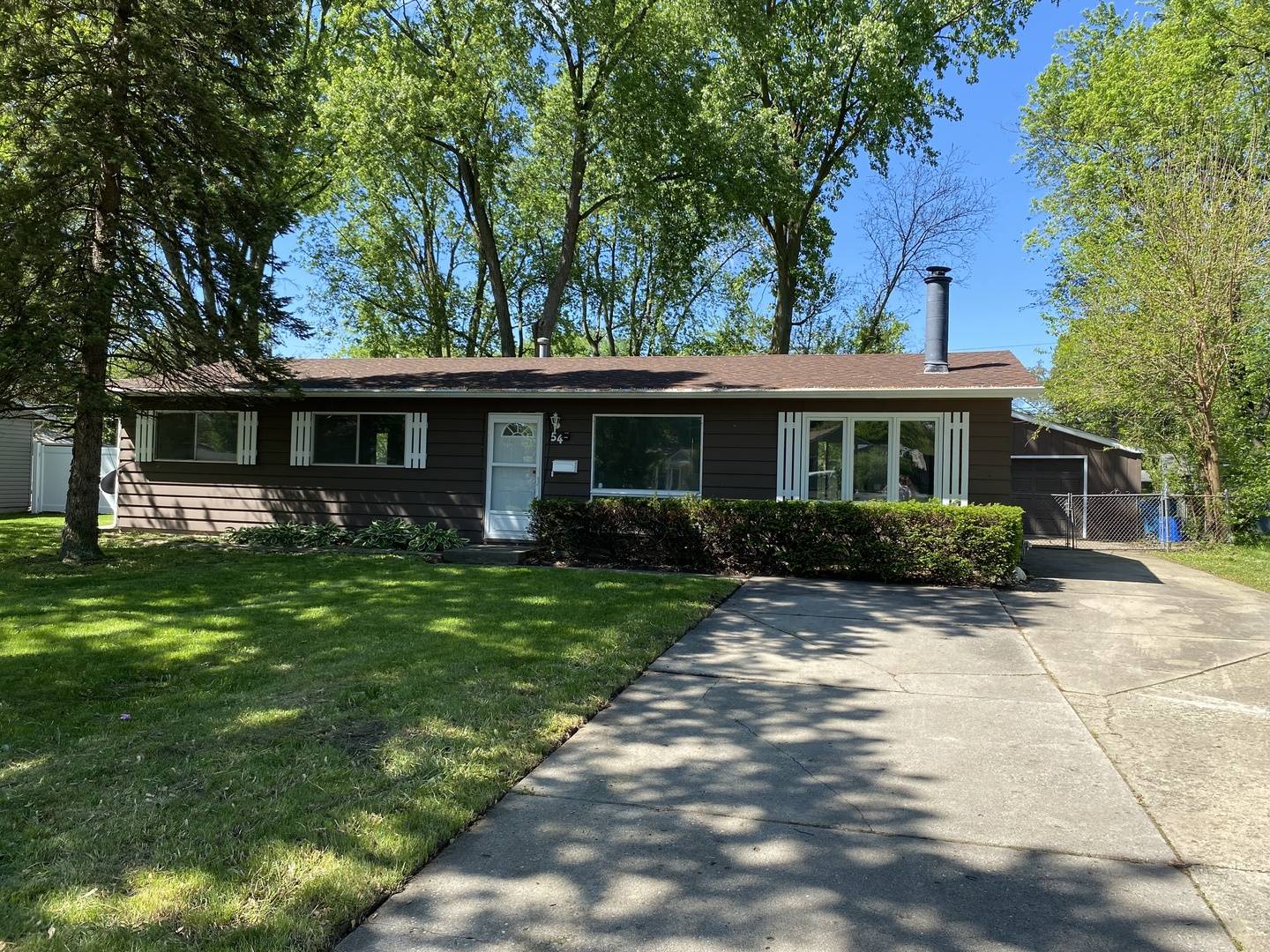 54 Hubbard WAY, Montgomery, IL 60538