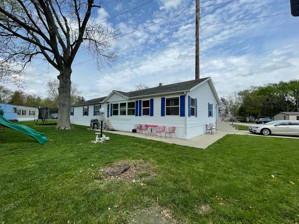 471 Macon ST, Mahomet, IL 61853