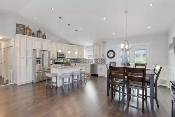 Fox River Grove, IL 60021,349 Bristol LN