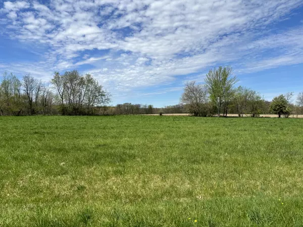 628 Brookside DR, Varna, IL 61375