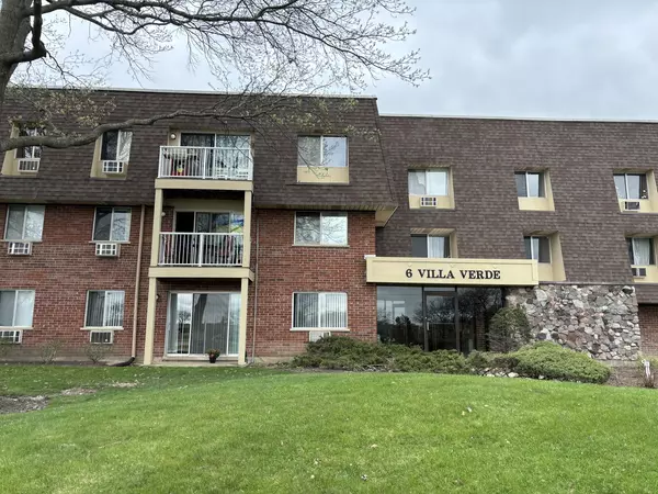 6 Villa Verde DR #108, Buffalo Grove, IL 60089