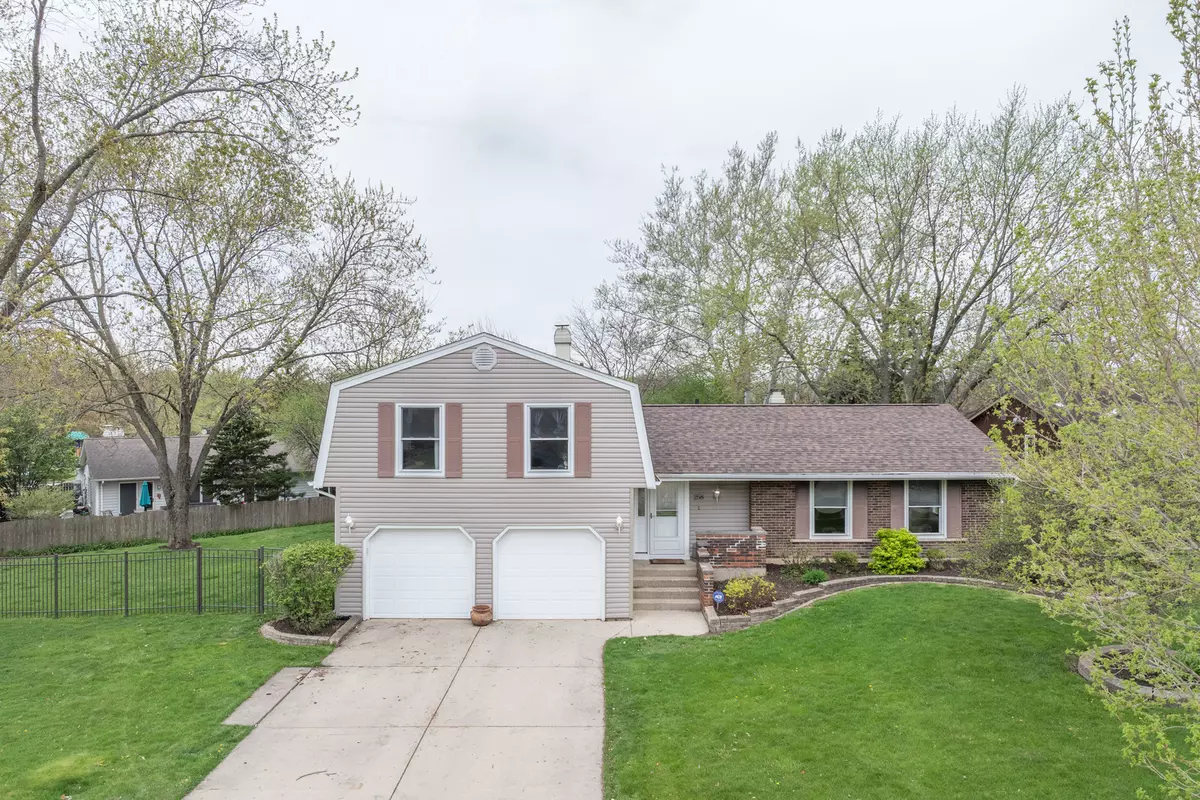 Bloomingdale, IL 60108,258 Fremont CT