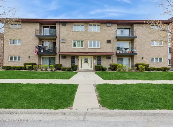 11024 Kilpatrick AVE #3, Oak Lawn, IL 60453