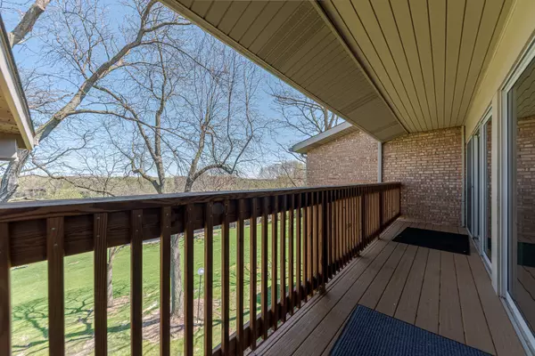 Lisle, IL 60532,5801 Oakwood DR #F