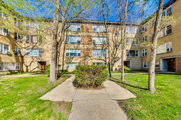 6145 N Seeley AVE #3B,  Chicago,  IL 60659