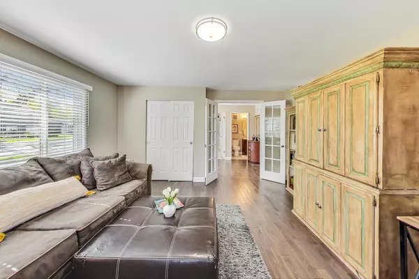 Deerfield, IL 60015,430 Birchwood AVE
