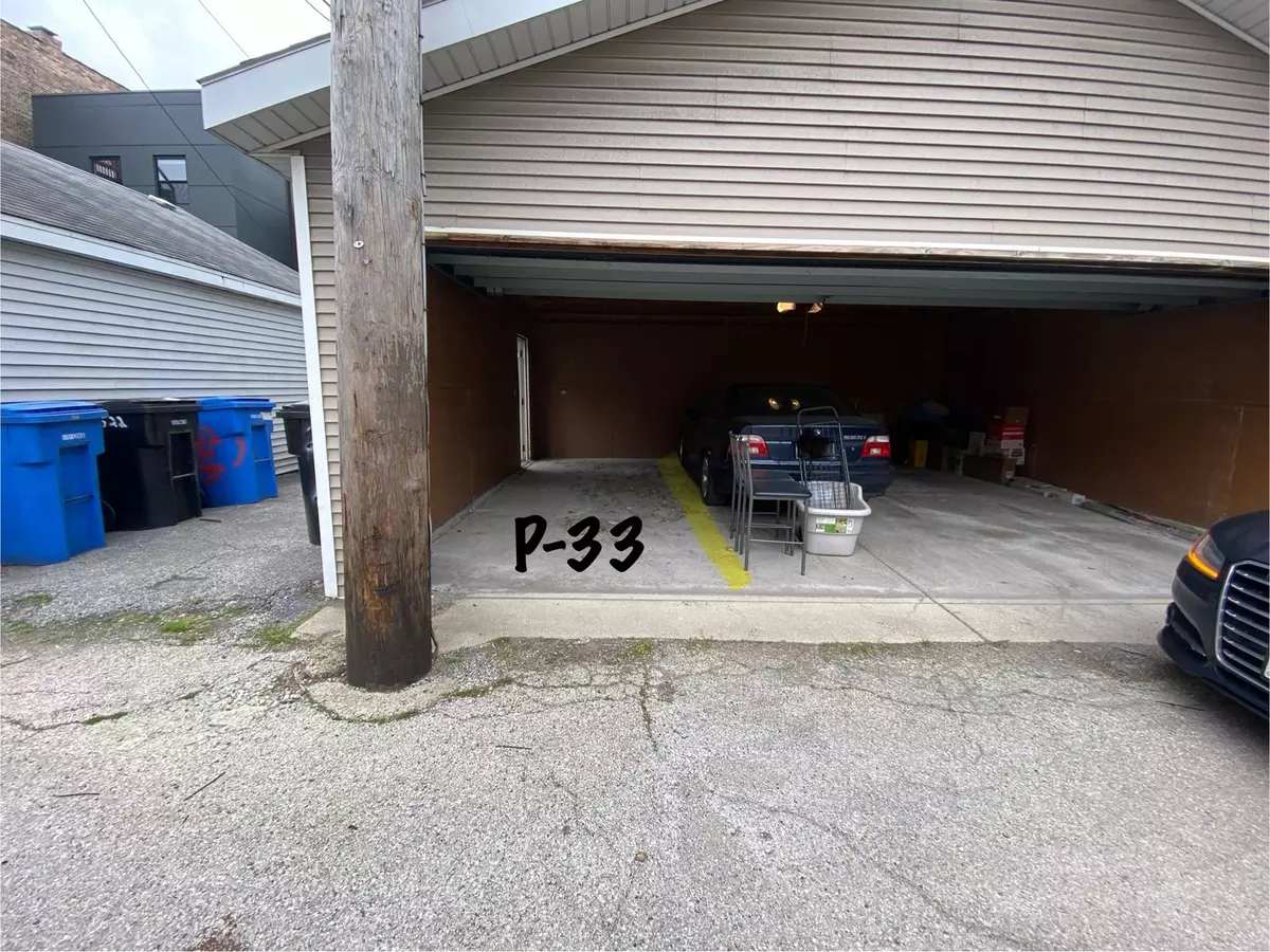 Chicago, IL 60647,2720 W CORTLAND ST #P-33