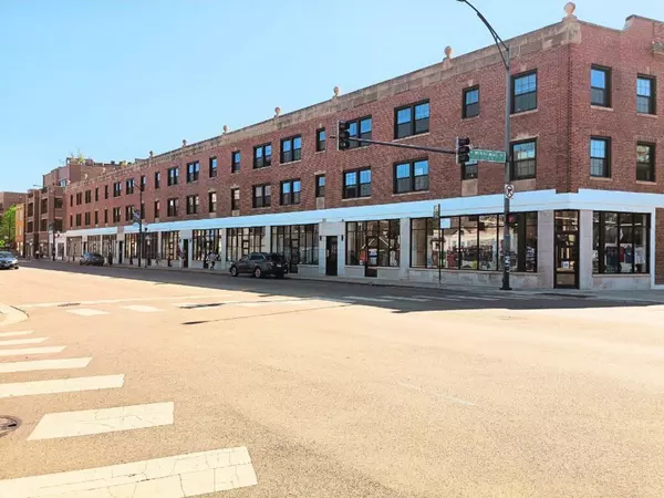 5026 N Lincoln AVE, Chicago, IL 60625