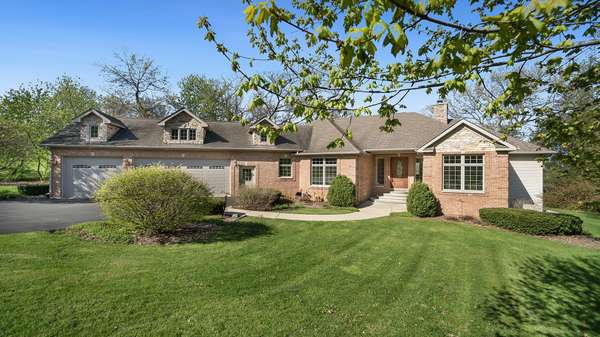 13244 Promontory TRL,  Roscoe,  IL 61073