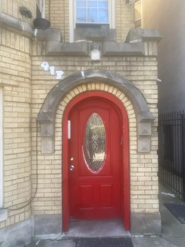 417 E 60th ST, Chicago, IL 60637