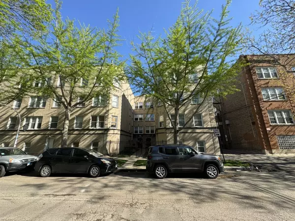 2314 W Rosemont AVE #2, Chicago, IL 60659