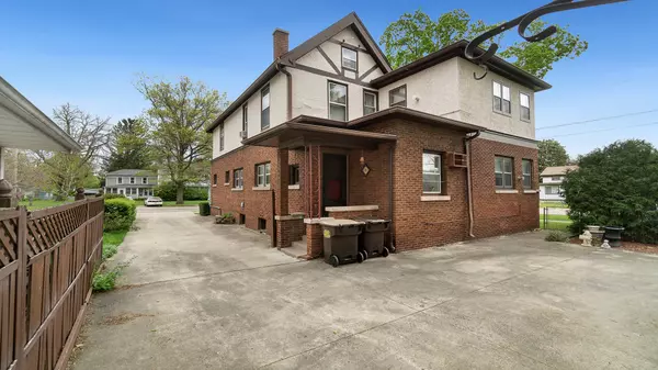 401 Jackson ST, Oregon, IL 61061